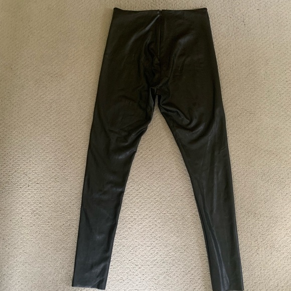 Kittenish Vegan Leather Leggings - Black - Picture 3 of 5